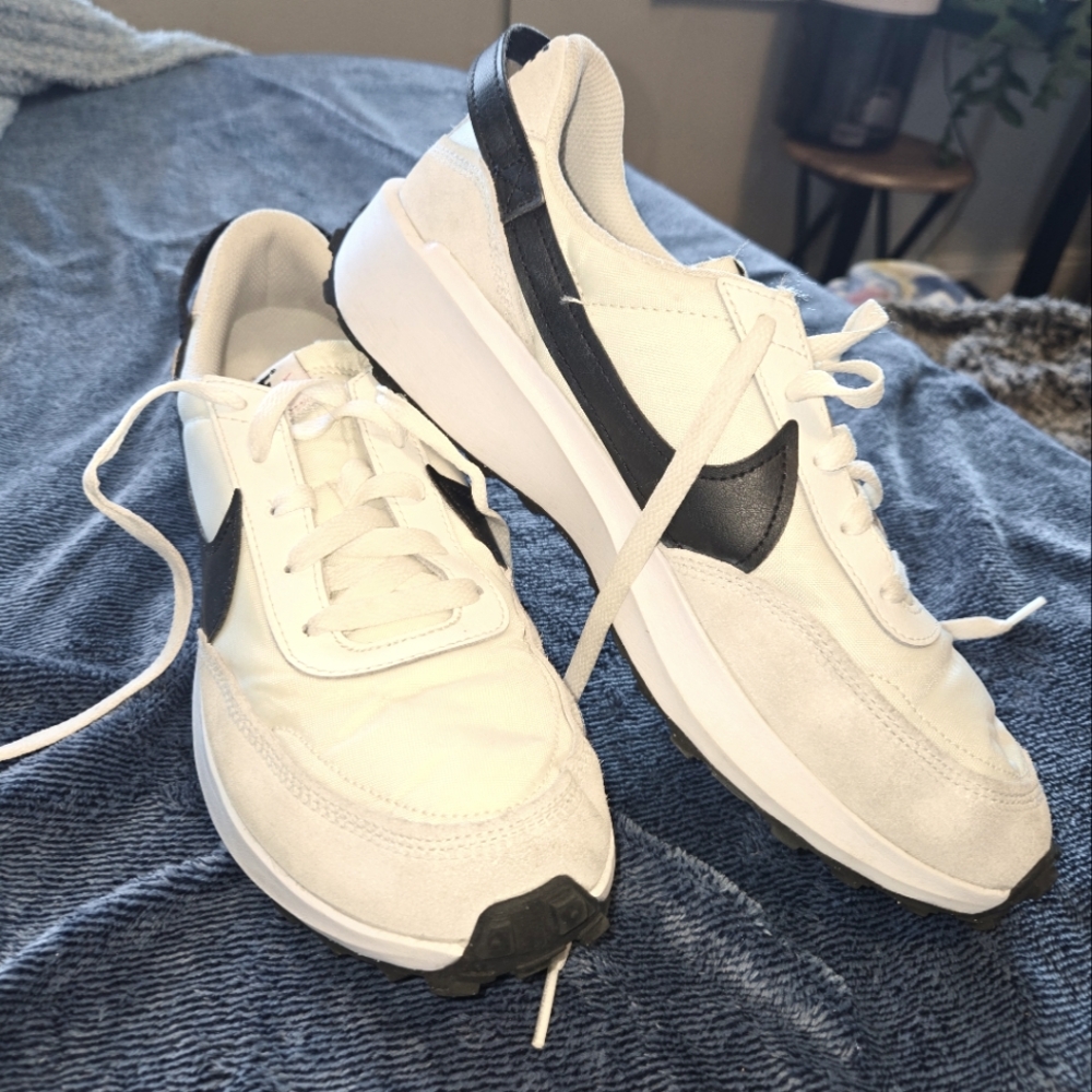 Nike Waffle NavMen's Shoes